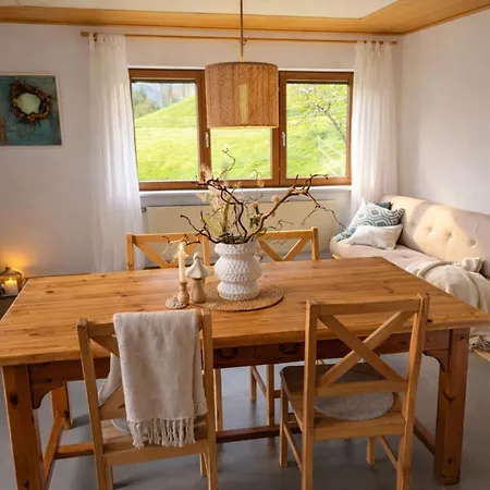 شقة Kirchberg | Traumlage & Blick Im Wald | Sauna باد بيترستال غريسب