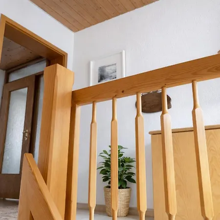 Kirchberg | Traumlage & Blick Im Wald | Sauna