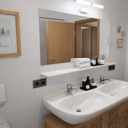 Kirchberg | Traumlage & Blick Im Wald | Sauna شقة باد بيترستال غريسب